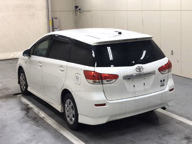 TOYOTA WISH