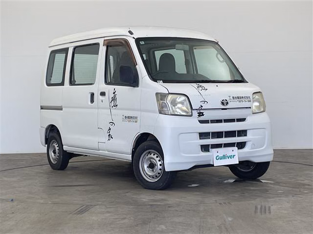 TOYOTA PIXIS VAN