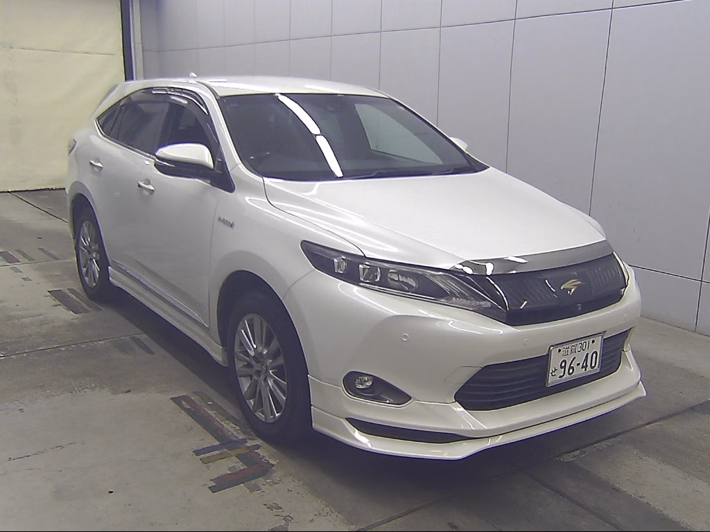 TOYOTA HARRIER