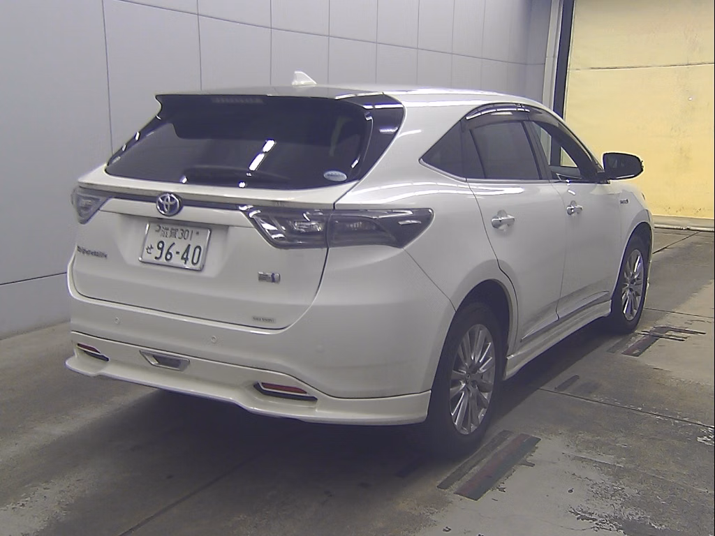 TOYOTA HARRIER