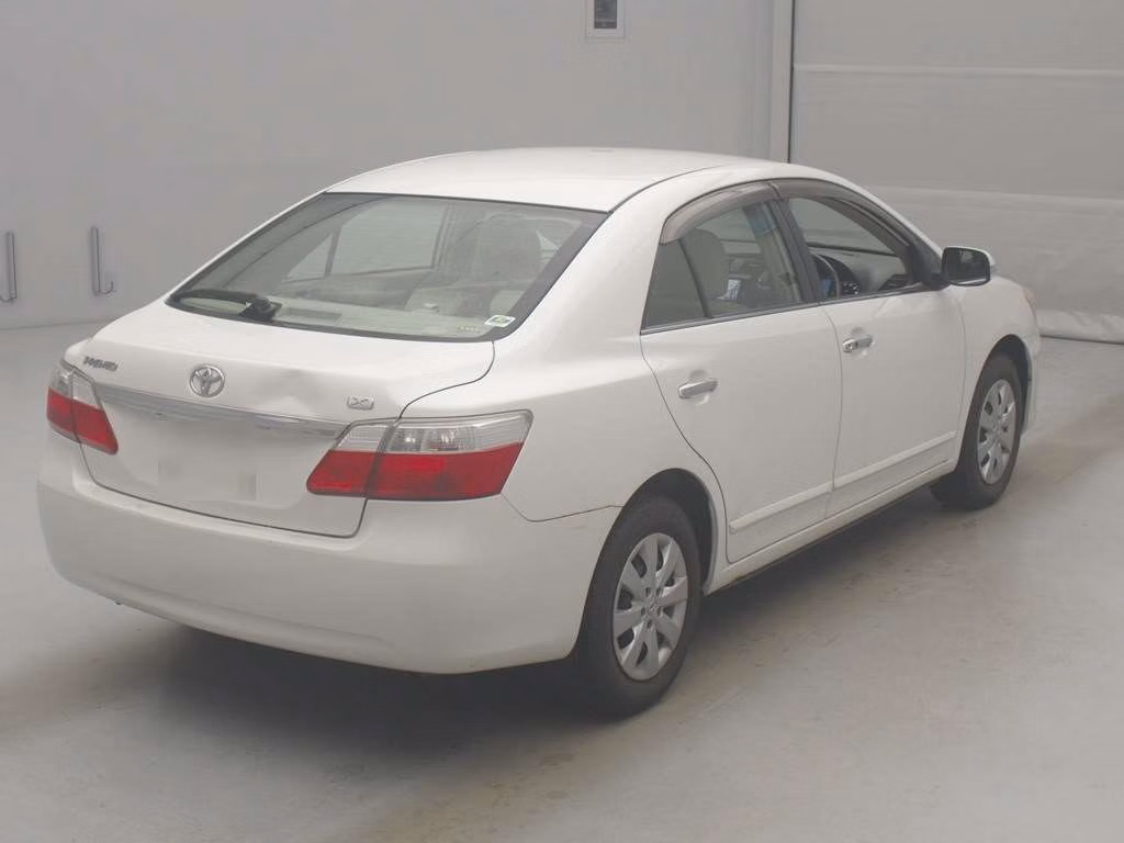 TOYOTA PREMIO