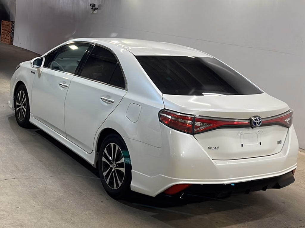 TOYOTA SAI
