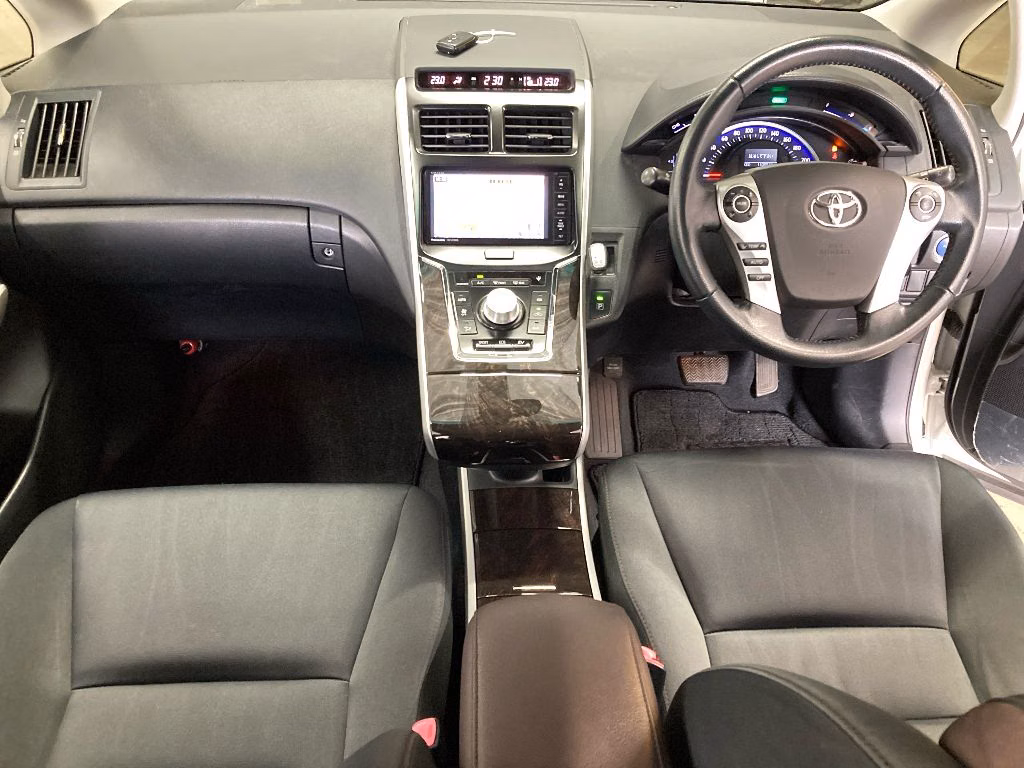 TOYOTA SAI
