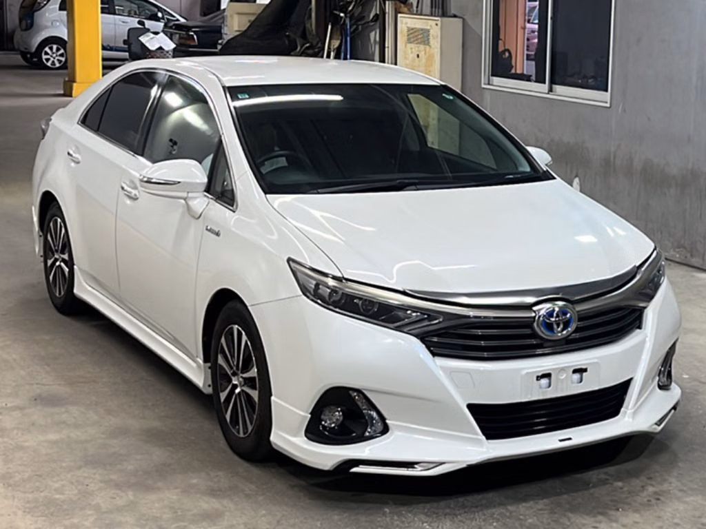 TOYOTA SAI