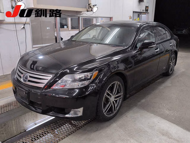 Lexus LS600h