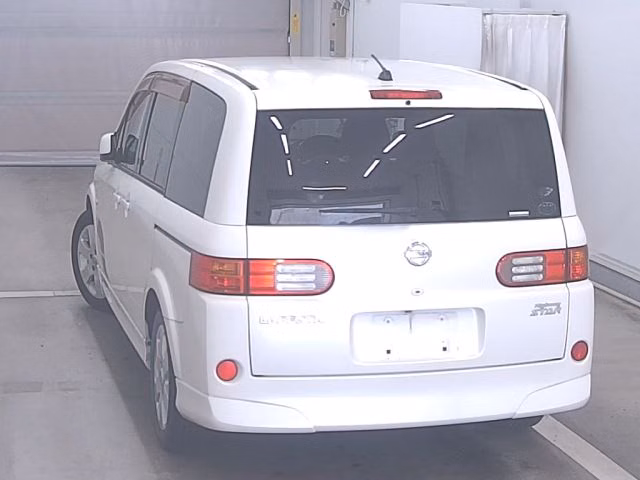 NISSAN LAFESTA