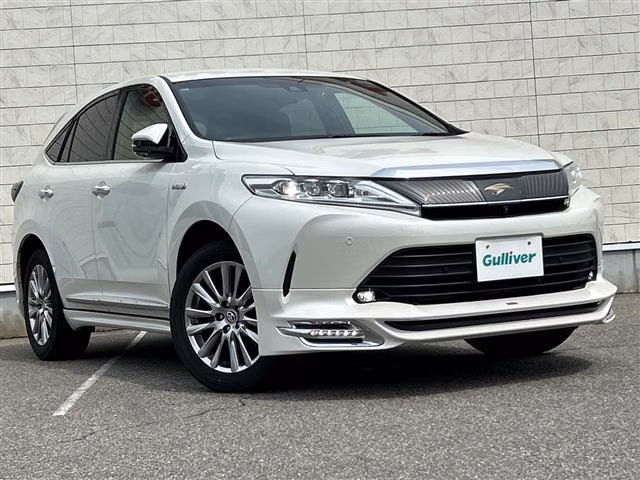 TOYOTA HARRIER