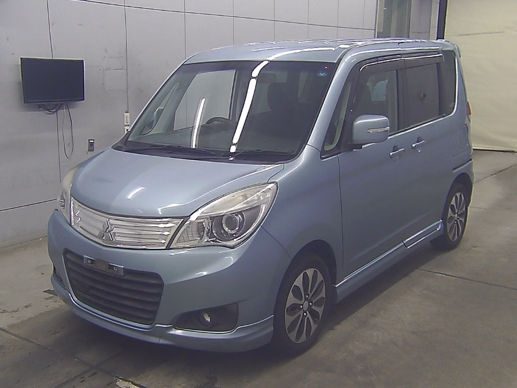 MITSUBISHI DELICA D:2