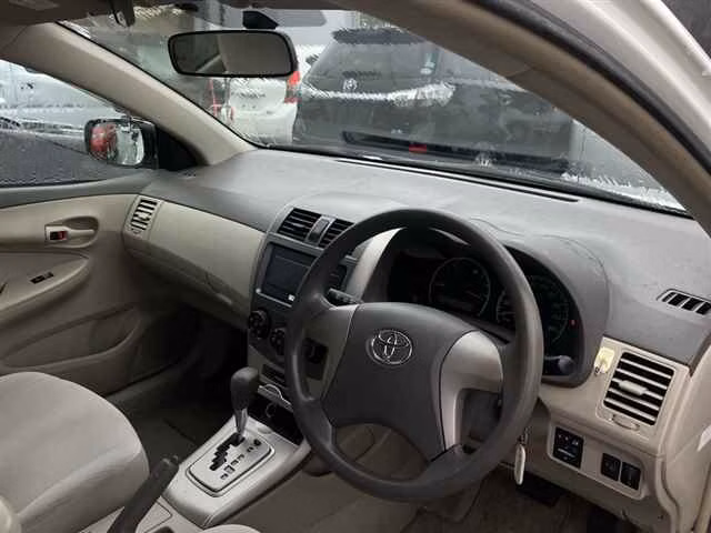 TOYOTA COROLLA AXIO
