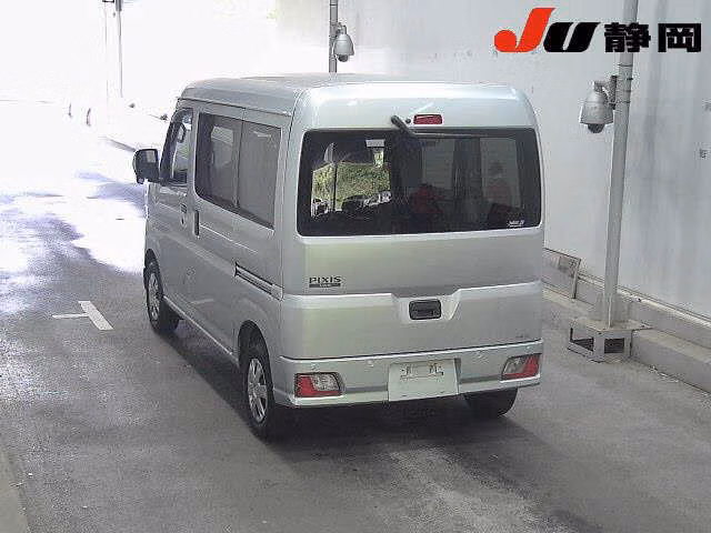 TOYOTA PIXIS VAN
