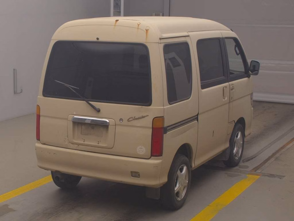 DAIHATSU ATRAI