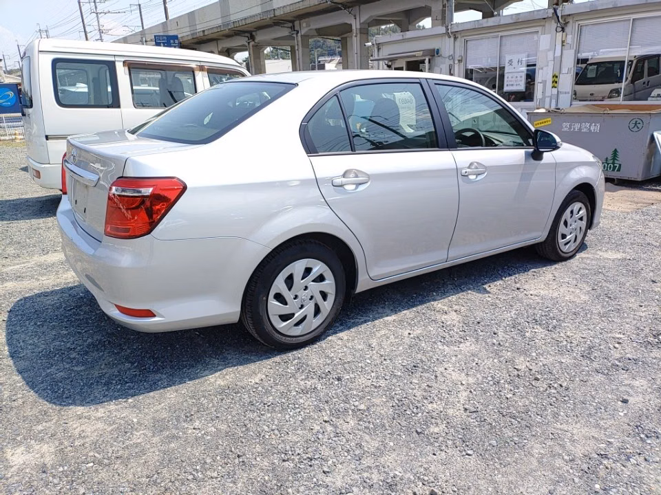 TOYOTA COROLLA AXIO