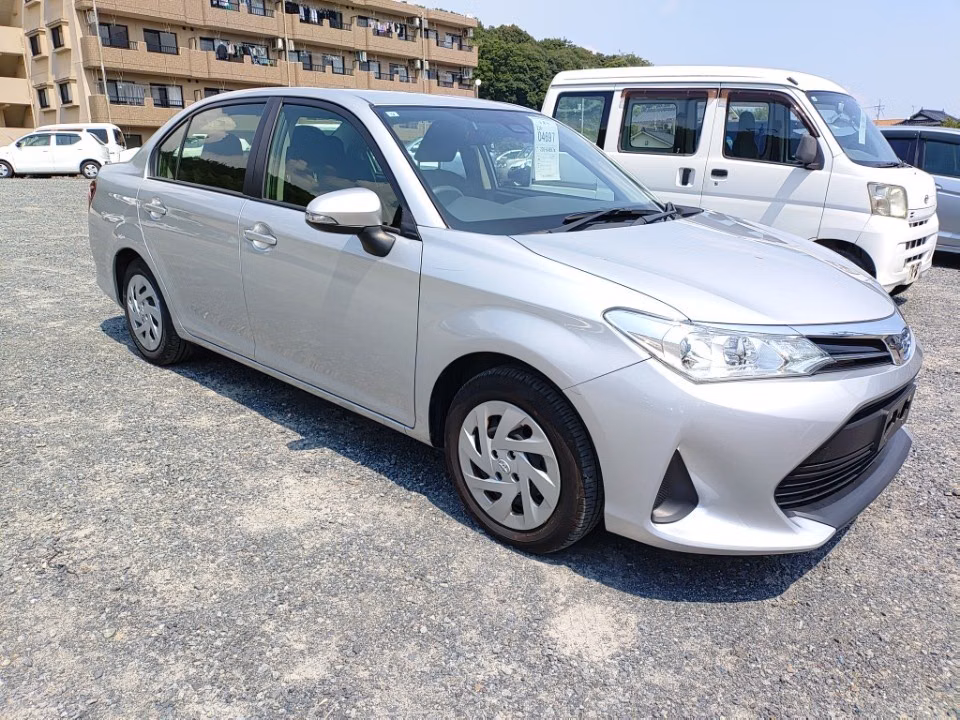 TOYOTA COROLLA AXIO
