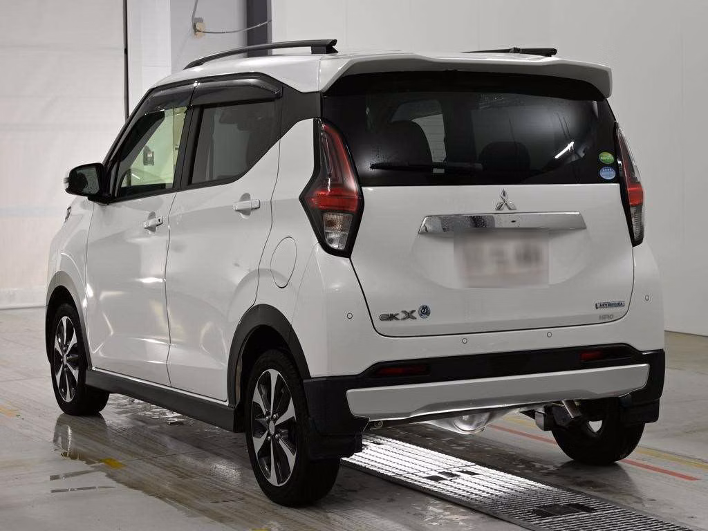 MITSUBISHI EK X
