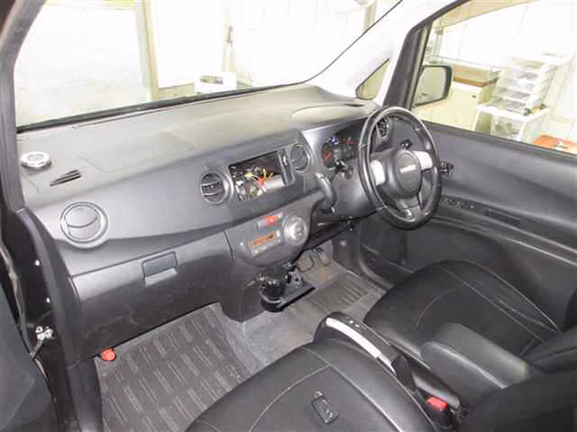 DAIHATSU TANTO EXE