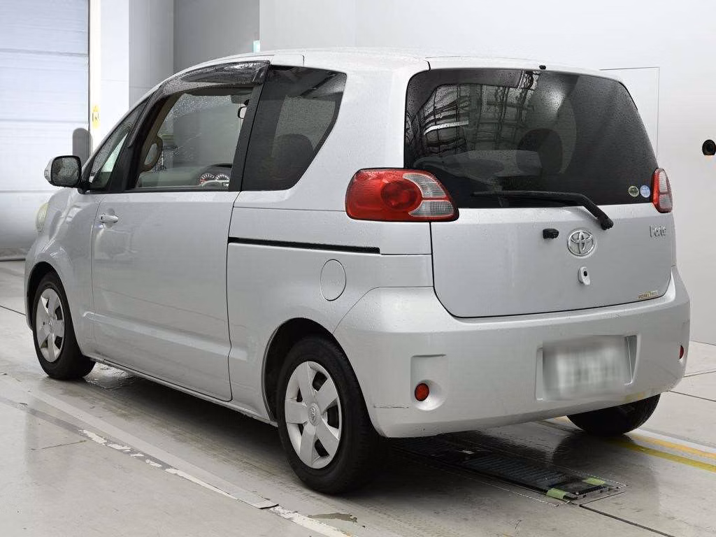 TOYOTA PORTE