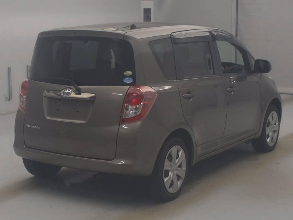 TOYOTA RACTIS