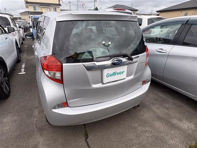 SUBARU TREZIA