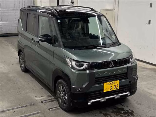 MITSUBISHI DELICA MINI