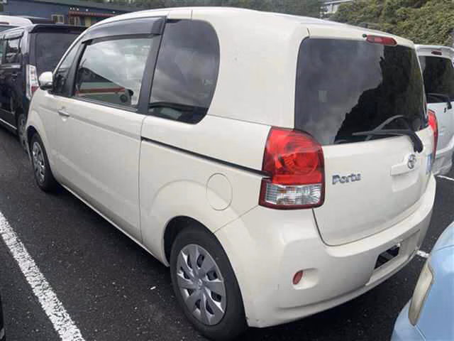 TOYOTA PORTE