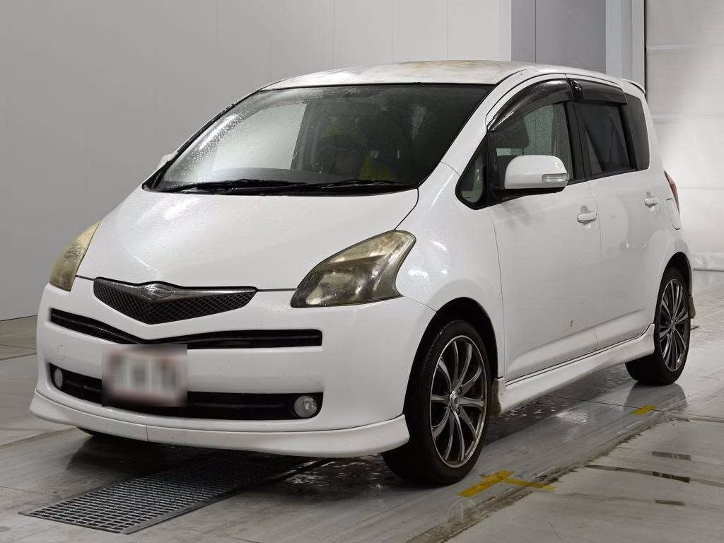 TOYOTA RACTIS
