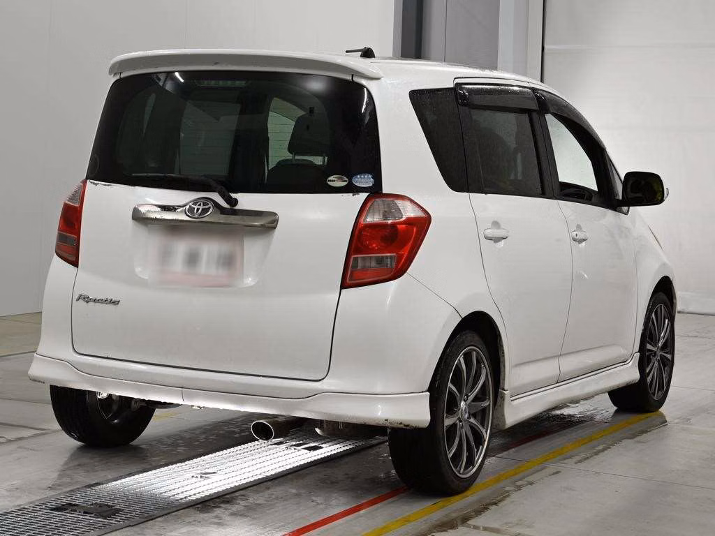 TOYOTA RACTIS
