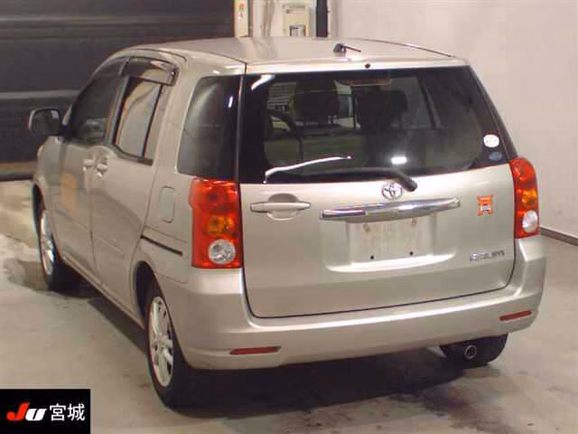 TOYOTA RAUM