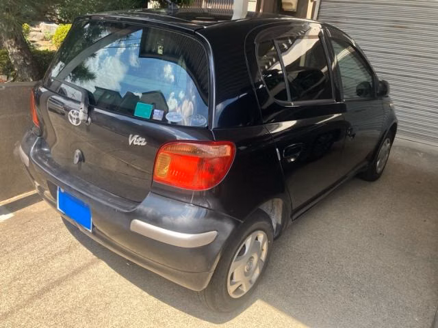 TOYOTA VITZ