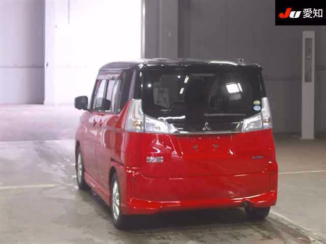MITSUBISHI DELICA D:2