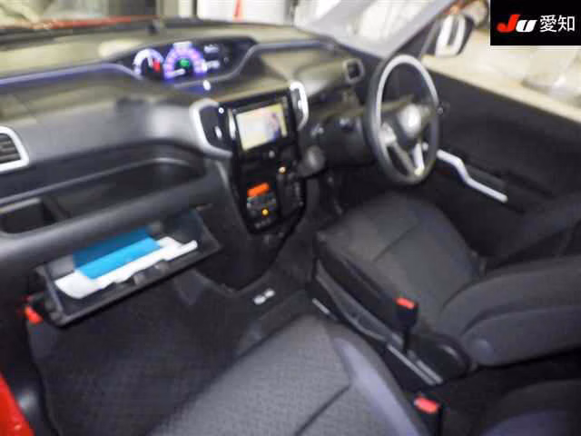 MITSUBISHI DELICA D:2