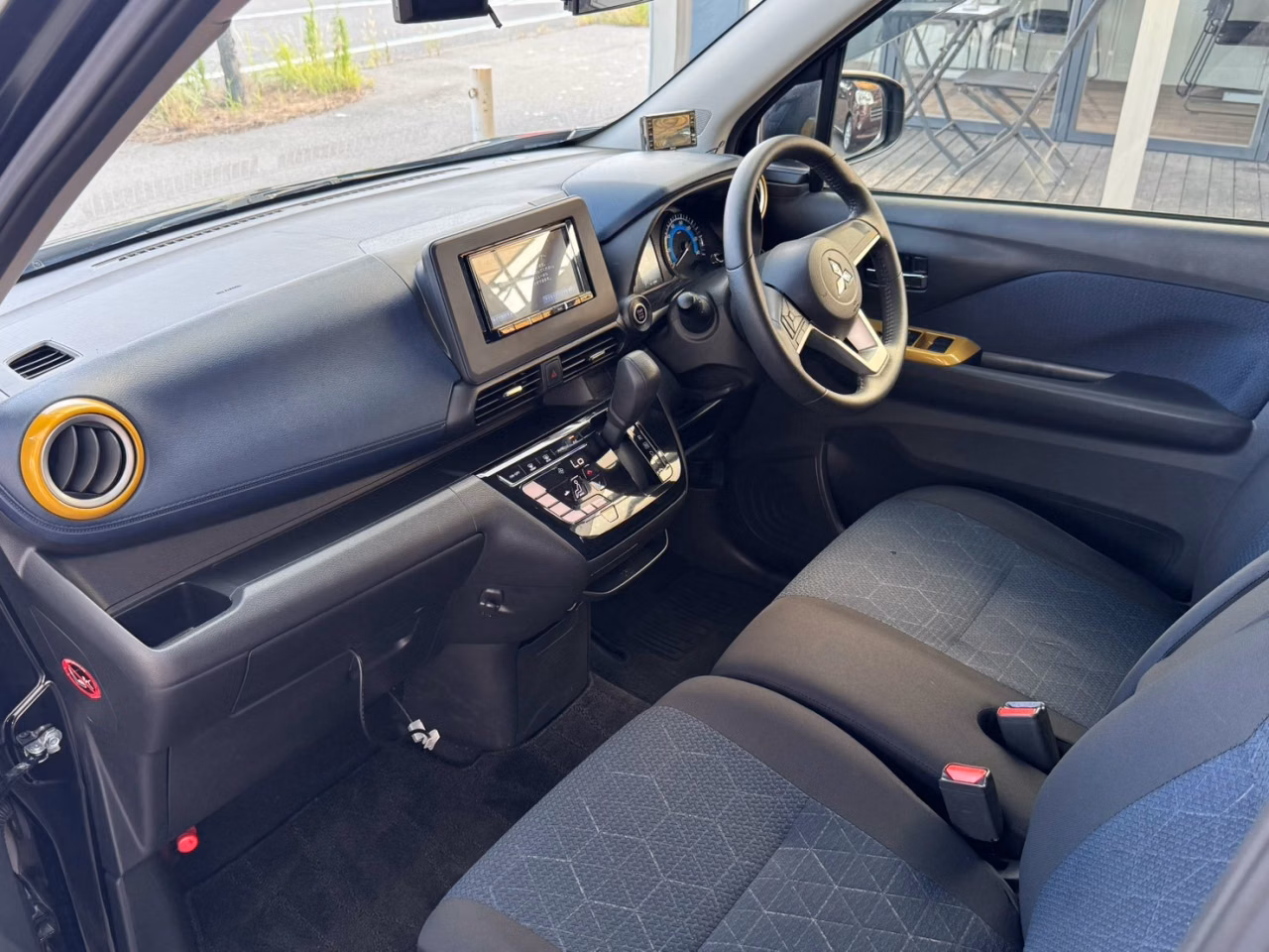 MITSUBISHI EK X