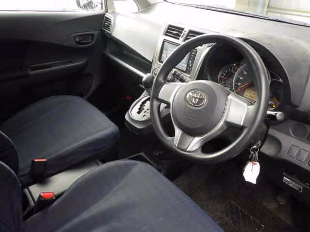 TOYOTA RACTIS