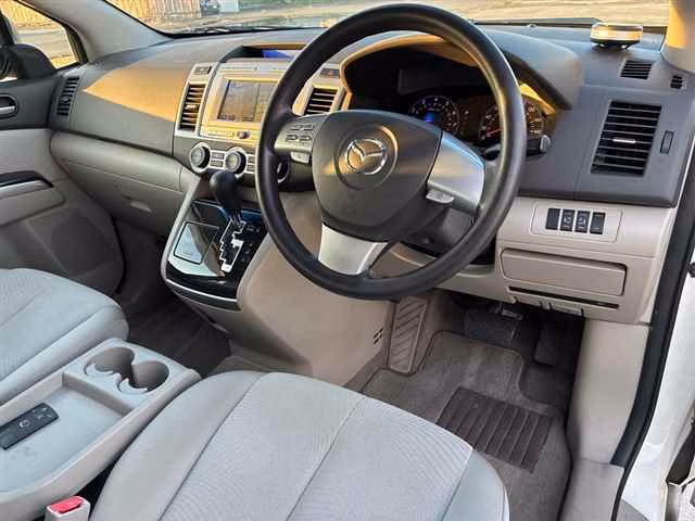 MAZDA MPV