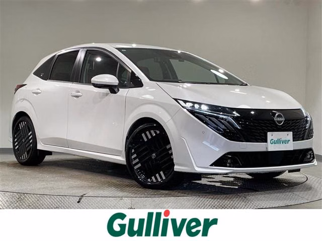 Nissan Aura