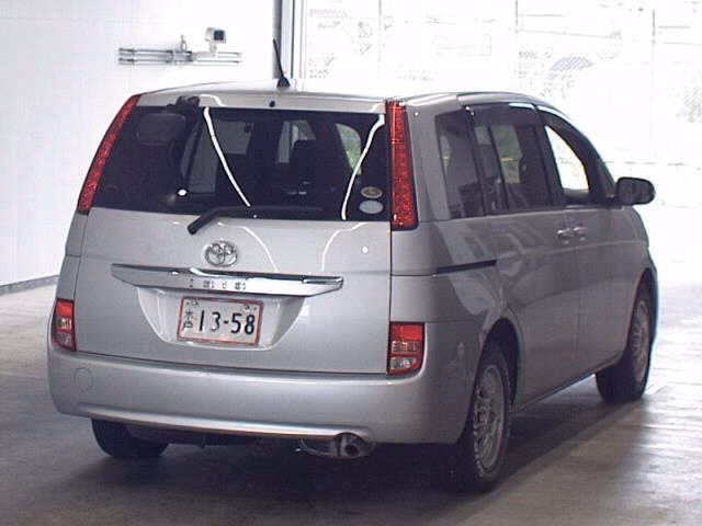 TOYOTA ISIS