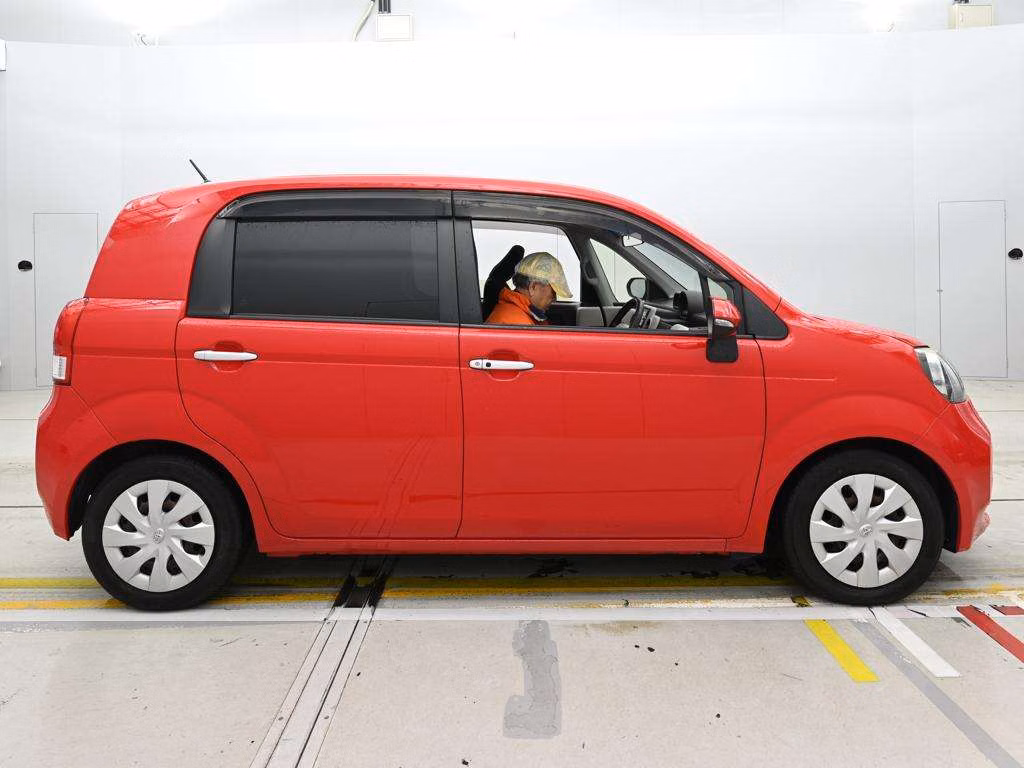 TOYOTA PORTE