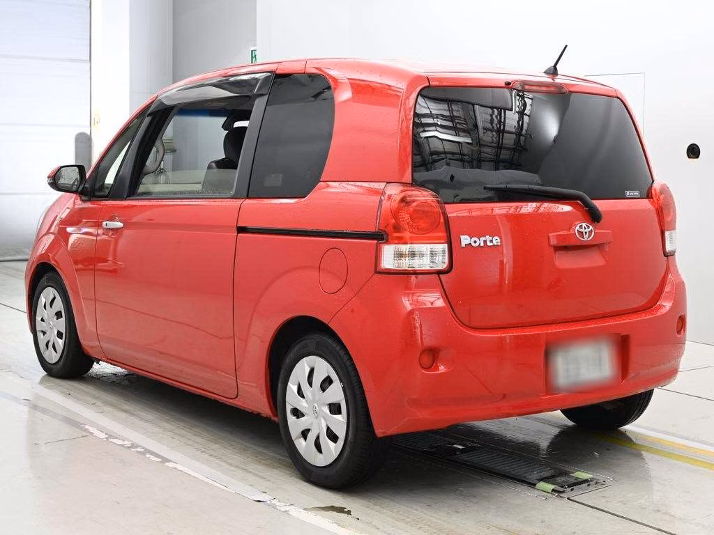 TOYOTA PORTE