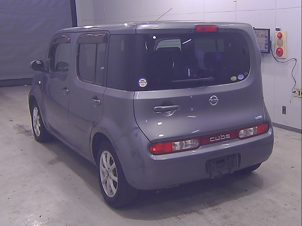 NISSAN CUBE