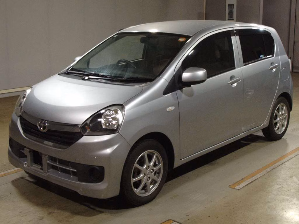 TOYOTA PIXIS EPOCH