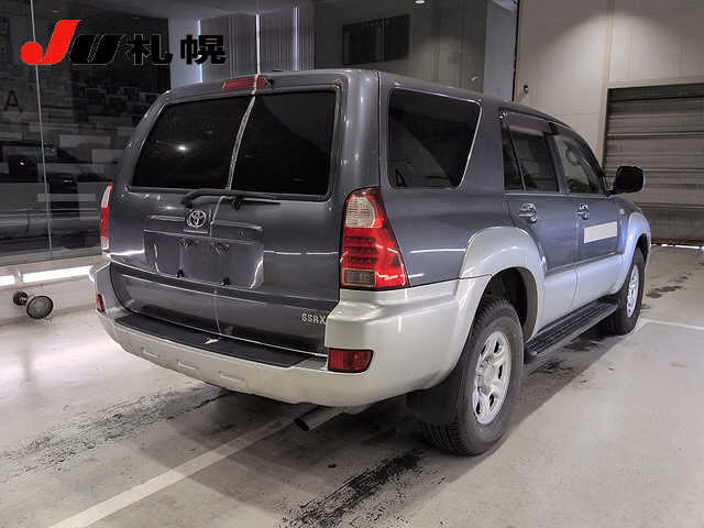 TOYOTA HILUX SURF