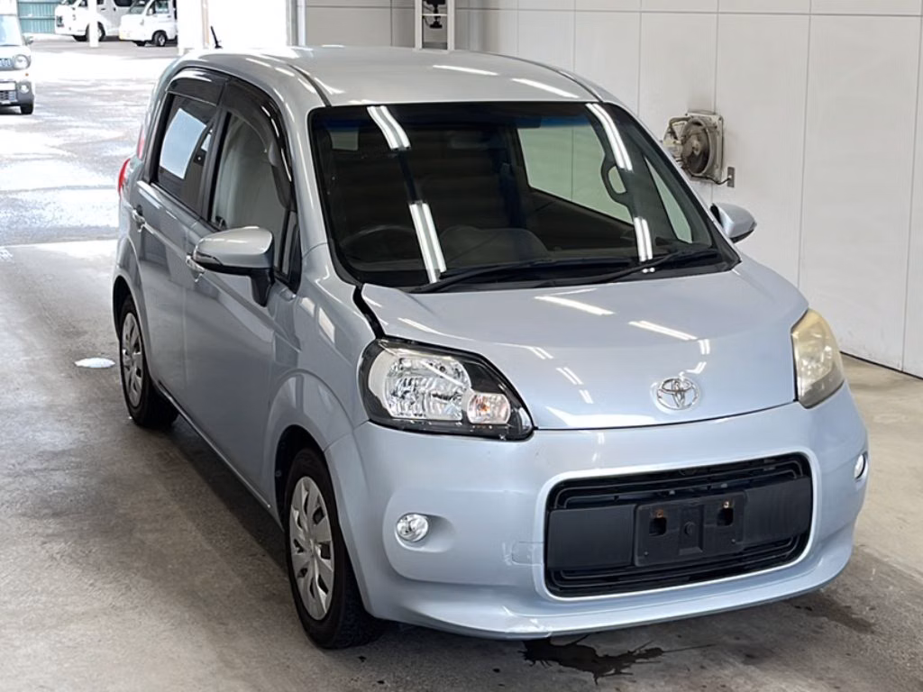 TOYOTA PORTE