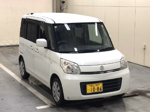 Suzuki Spacia