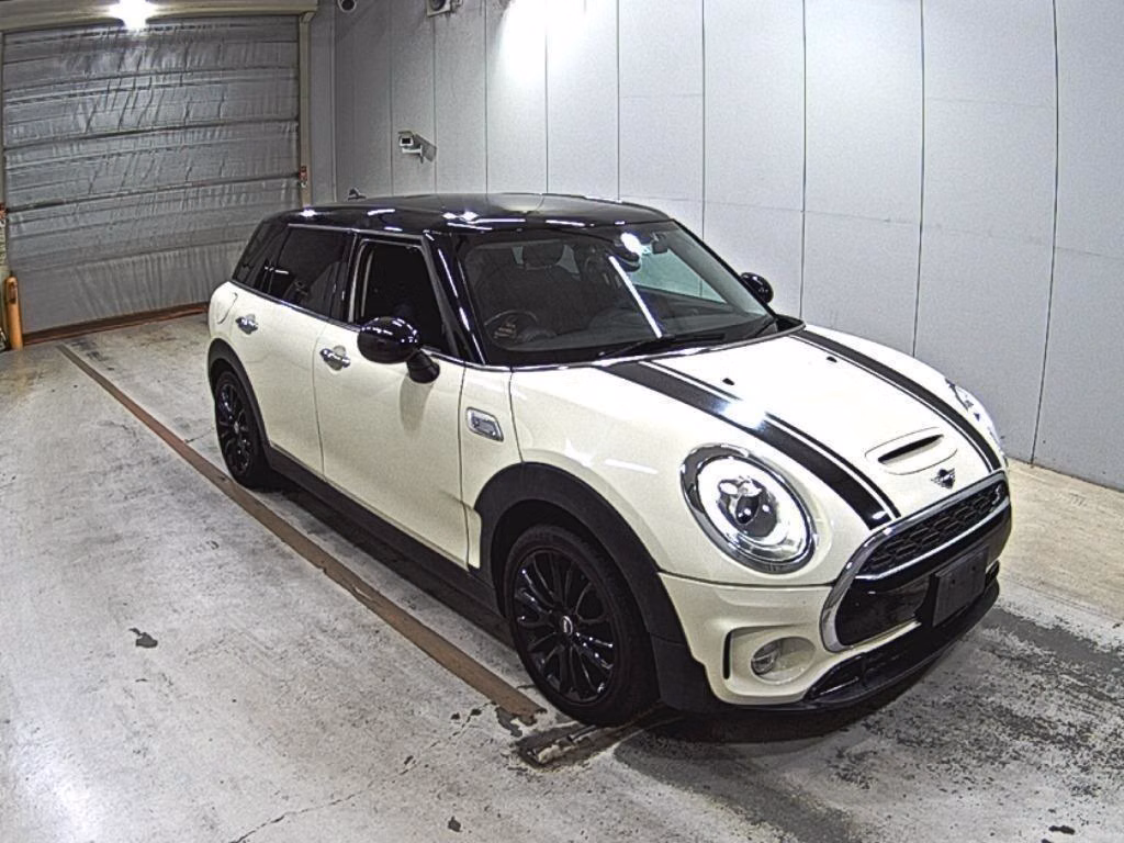 MINI CLUBMAN