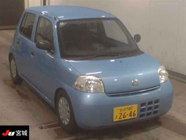 DAIHATSU ESSE