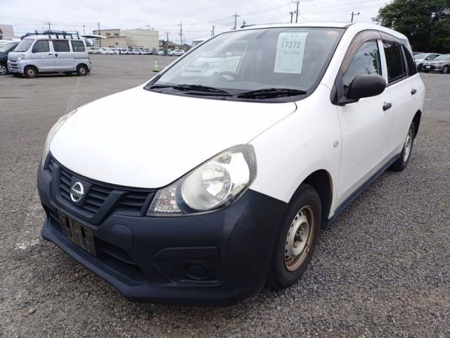 Nissan AD