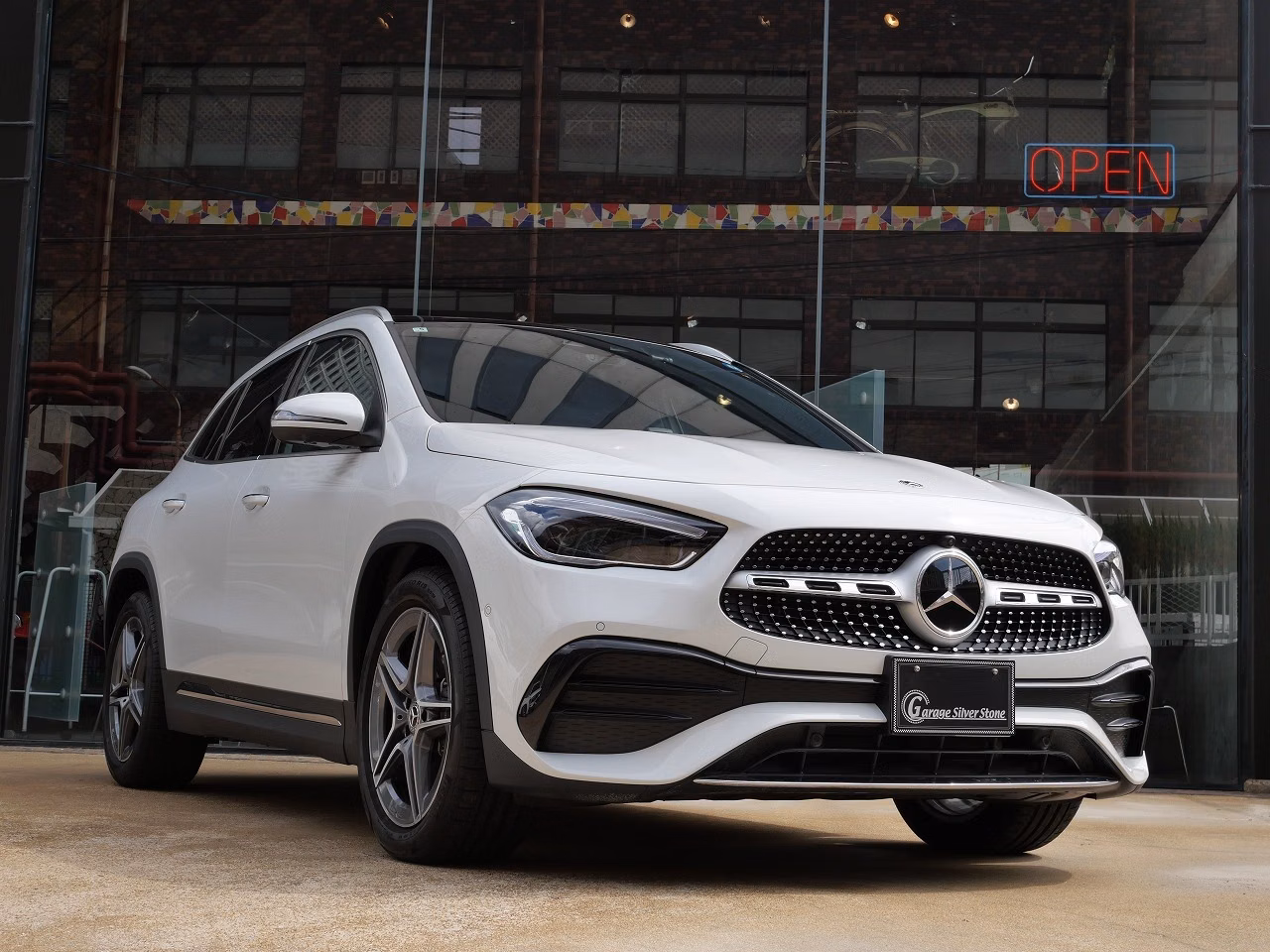 Mercedes-Benz GLA-Class