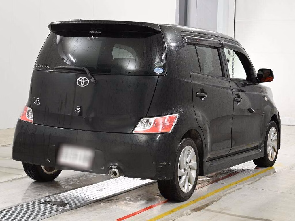 TOYOTA BB