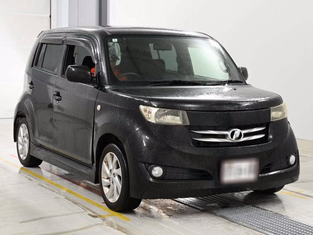 TOYOTA BB