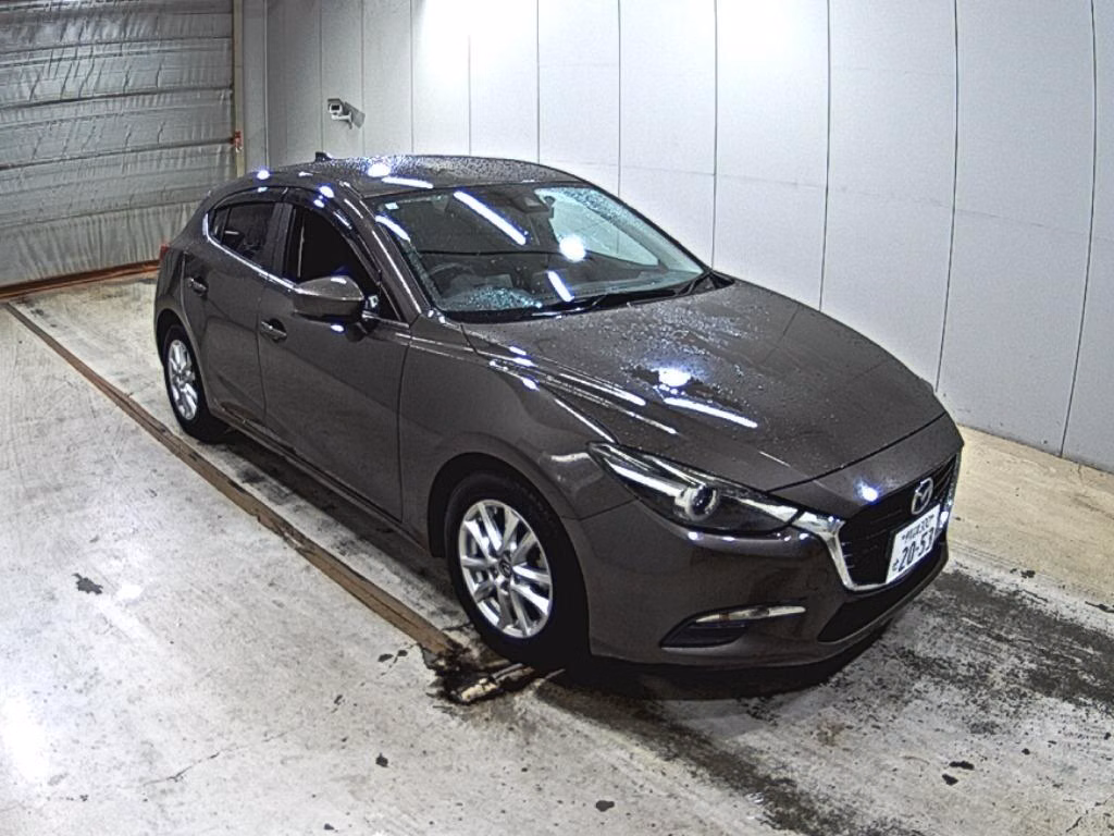 MAZDA AXELA