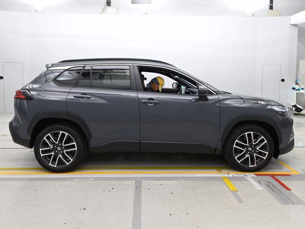 TOYOTA COROLLA CROSS